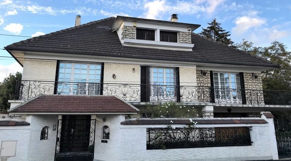 Maison à Roissy-en-Brie 170m² 1 1