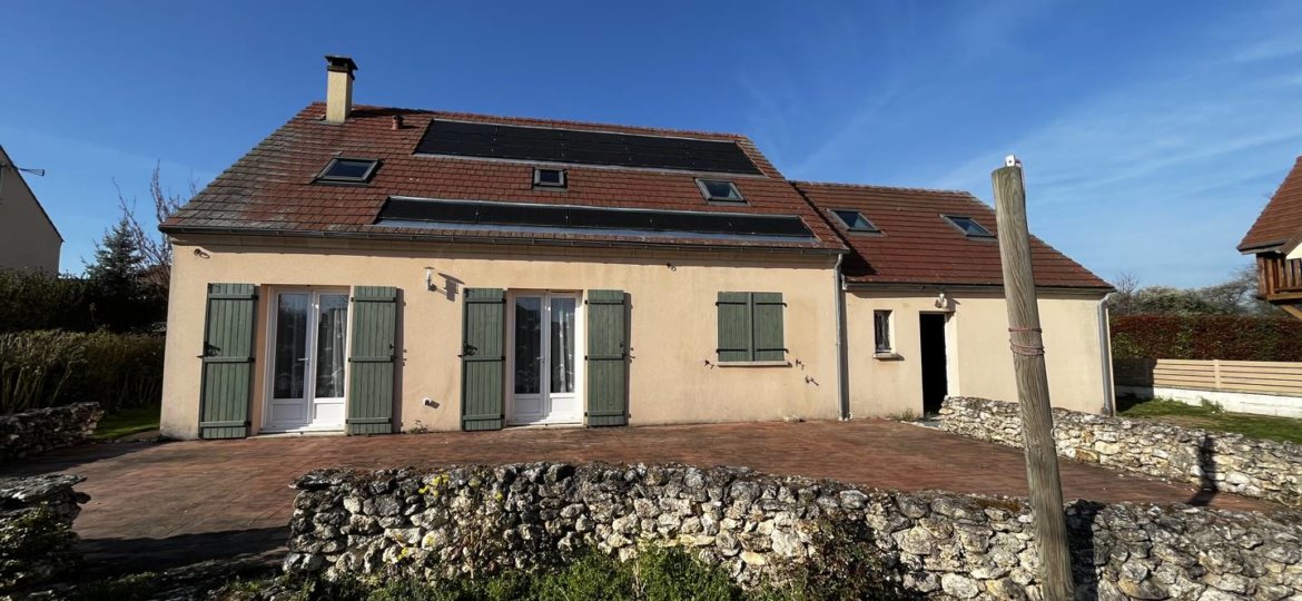 Maison à VILLIERS SAINT GEORGES 160m² 1 1