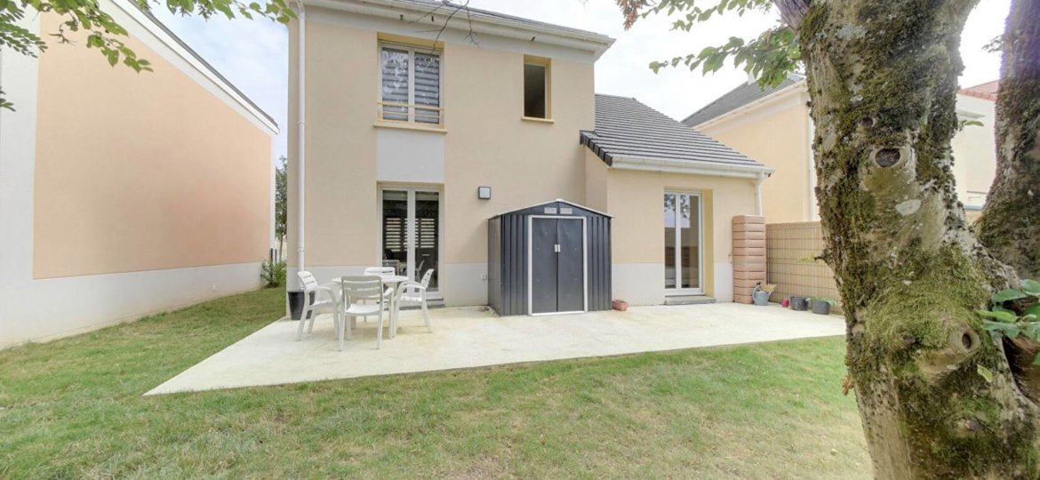 Maison à Chevry-Cossigny 90m² 1 1