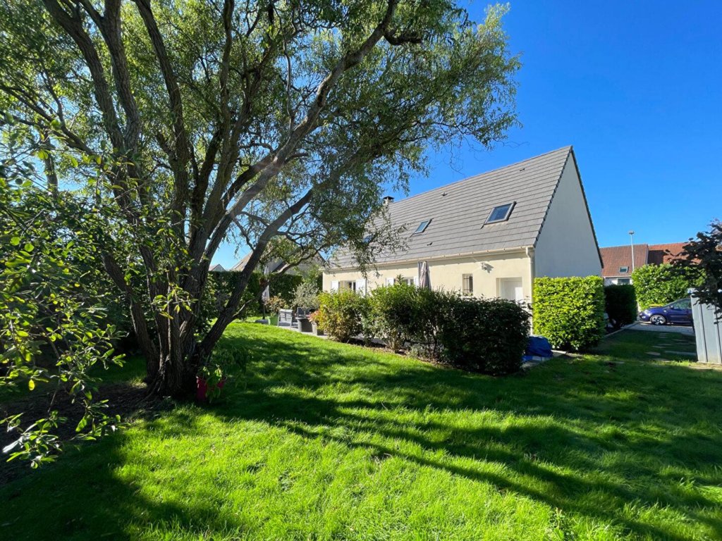 Maison à Chevry-Cossigny 122m²  1