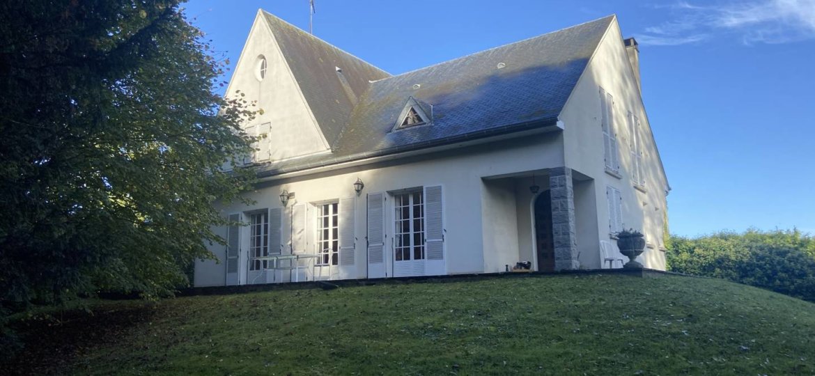 Maison à Beton-bazoche 177m²  1