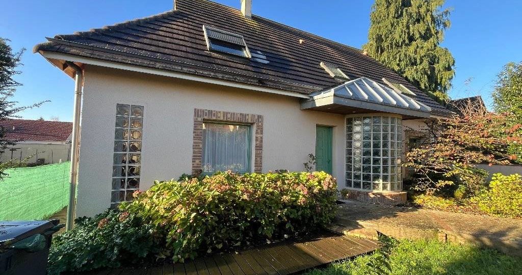 Maison à Liverdy-en-Brie 186m²  1