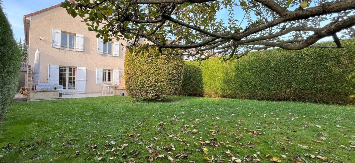 Maison à Pontault-Combault 105m²  1