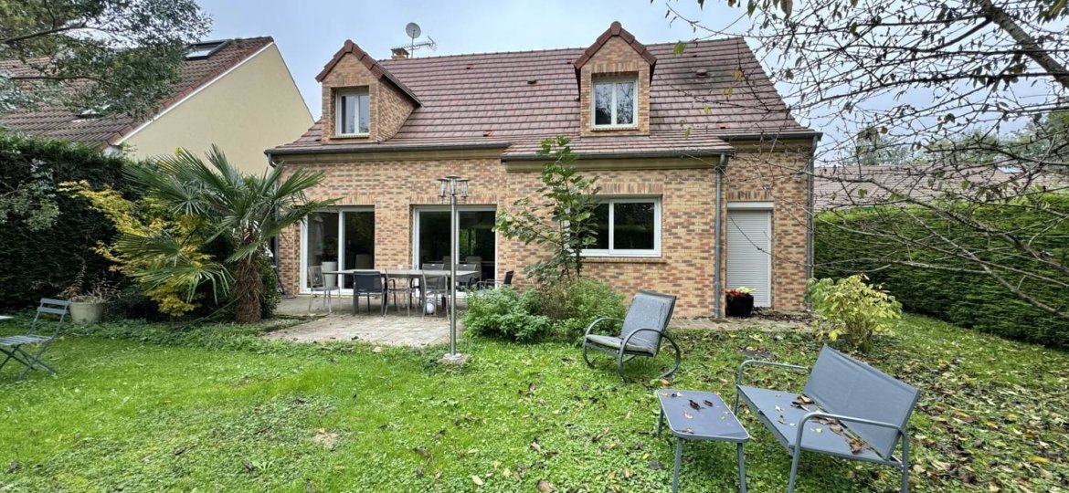 Maison à PONTAULT COMBAULT 140m²  1