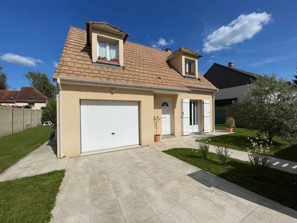 Maison à Chevry-Cossigny 82m²  1