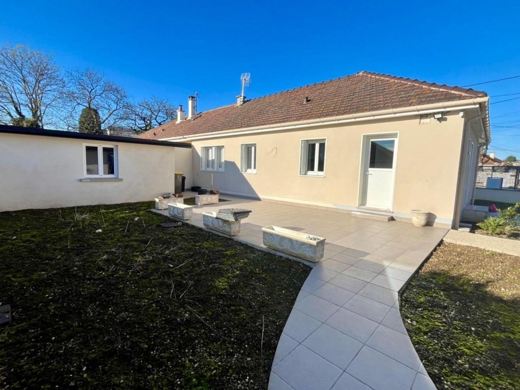 Maison à Pontault-Combault 70m²  1