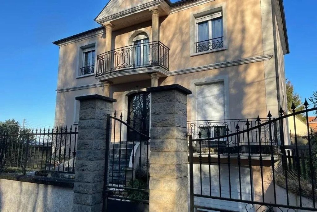 Maison à LIMEIL BREVANNES 140m²  1