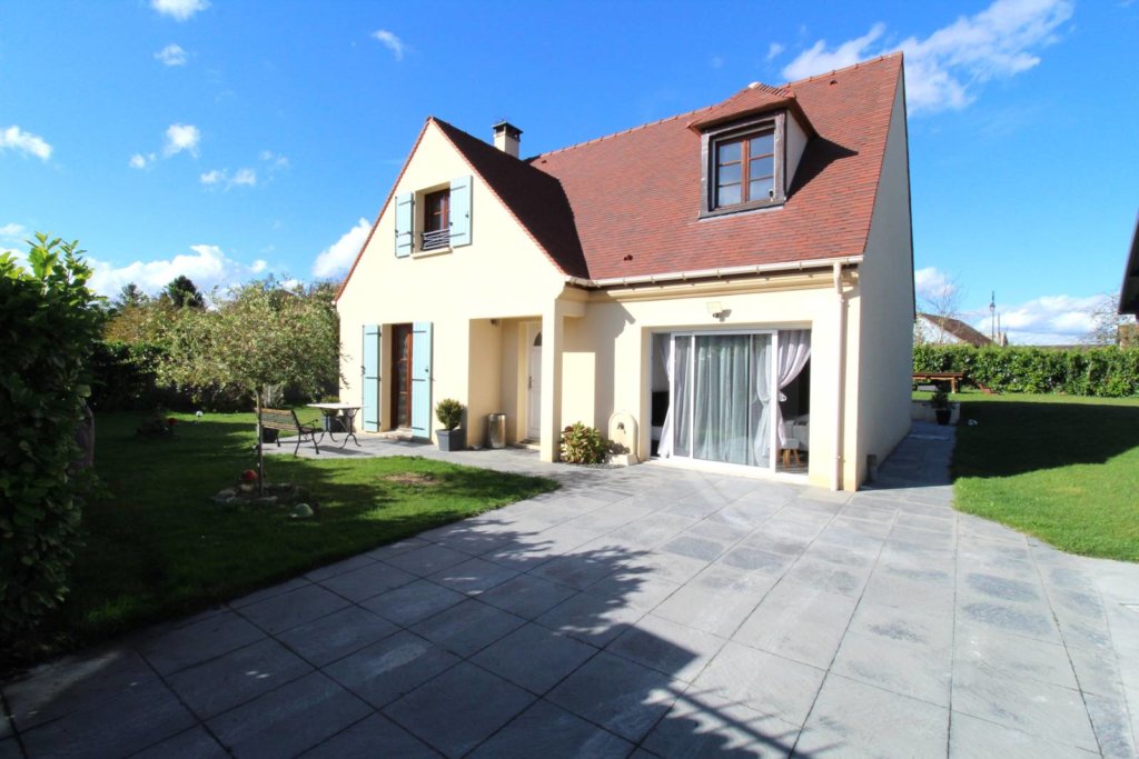 Maison à Pécy 123m²  1