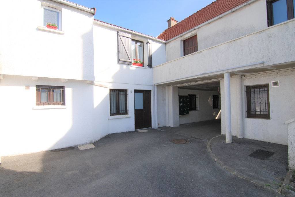 Appartement à Ozoir-la-Ferrière 46m² 1 1